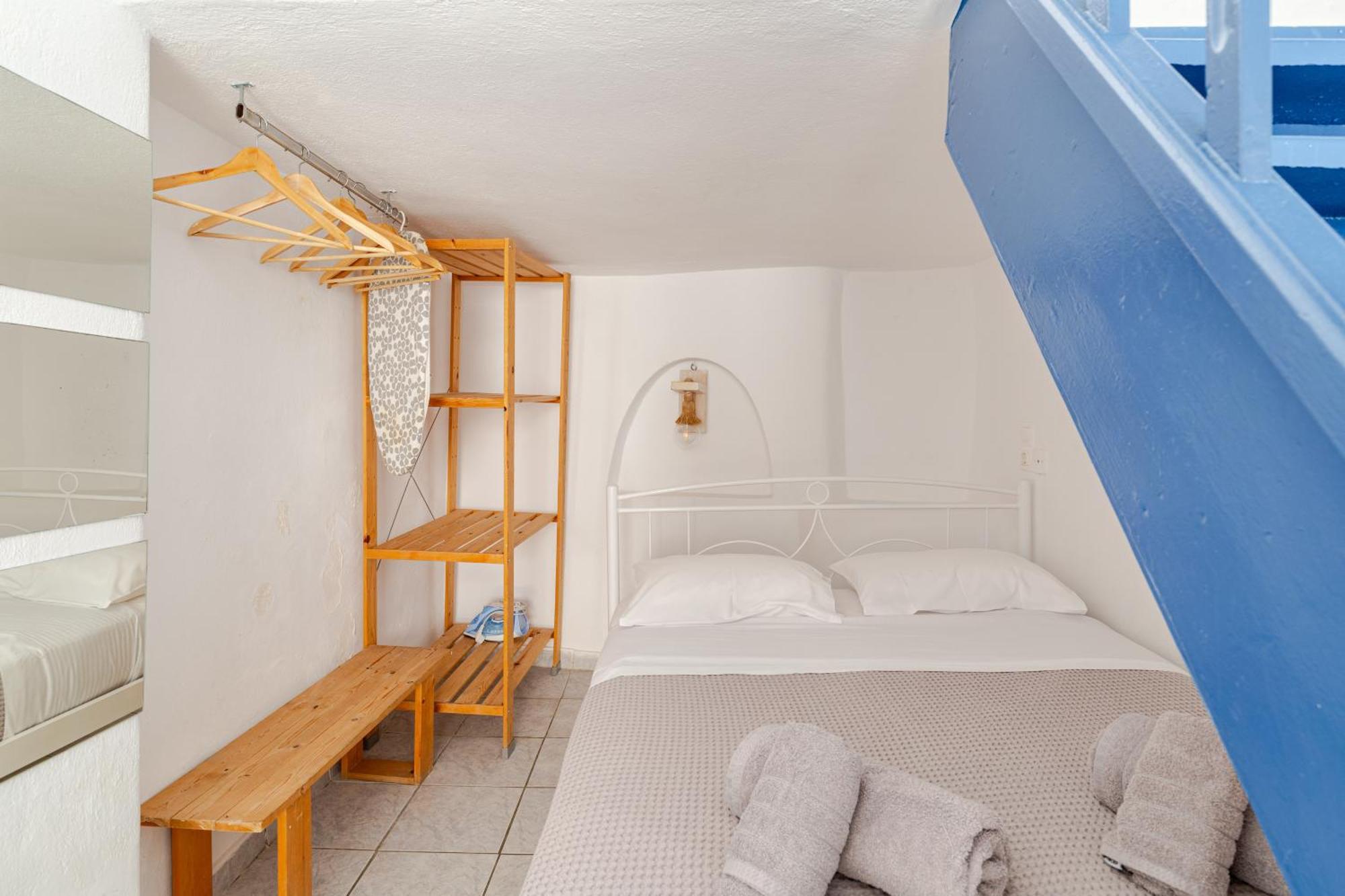 Elenitas Town House With Veranda And Sea View Mykonos Town Экстерьер фото